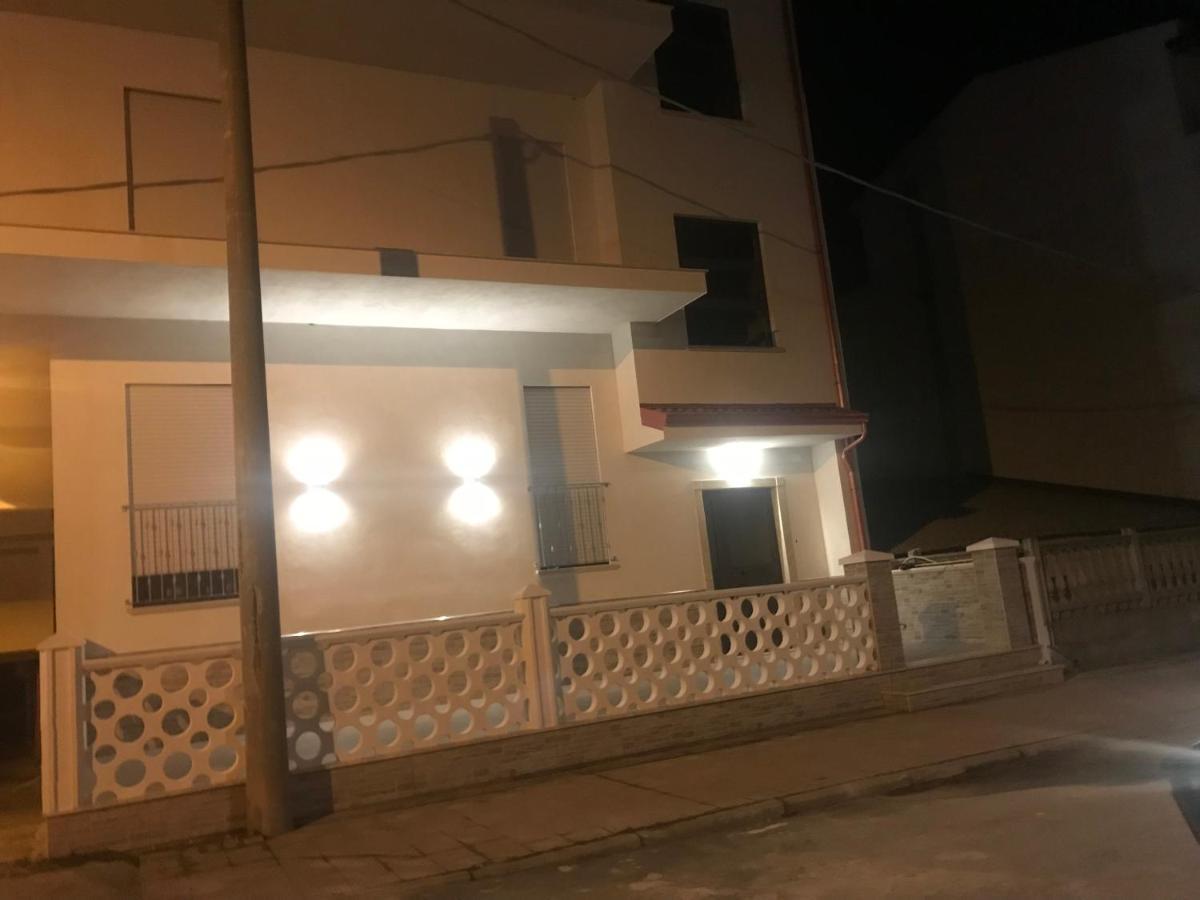 Bed and Breakfast Un Posto Al Sole Torretta  Экстерьер фото